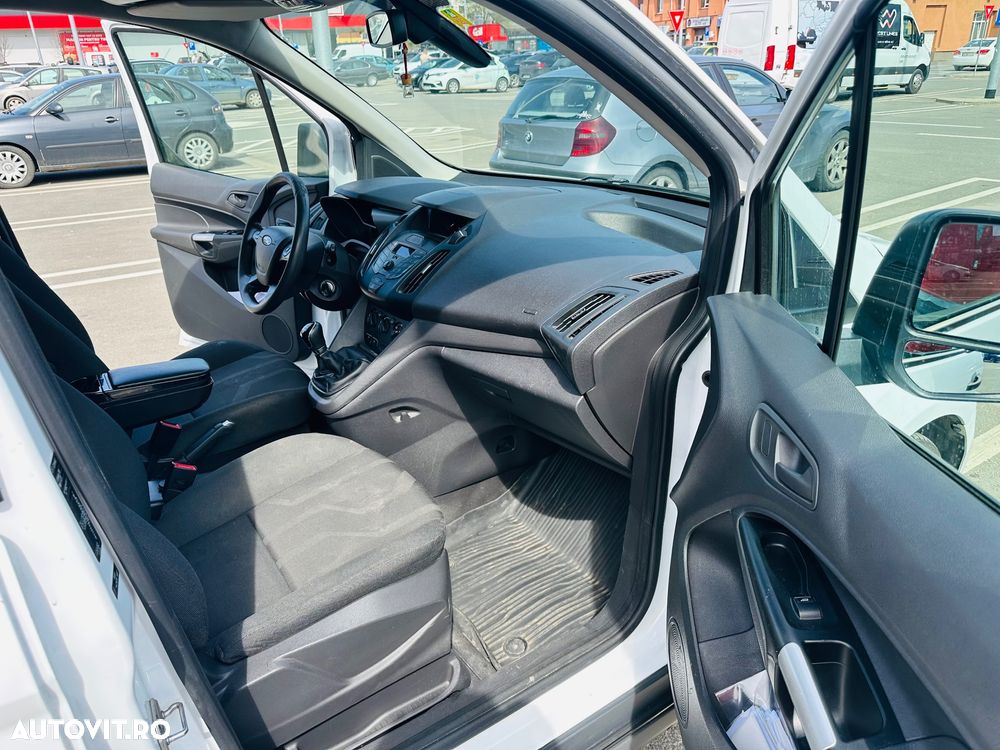 Ford Transit Connect - 9