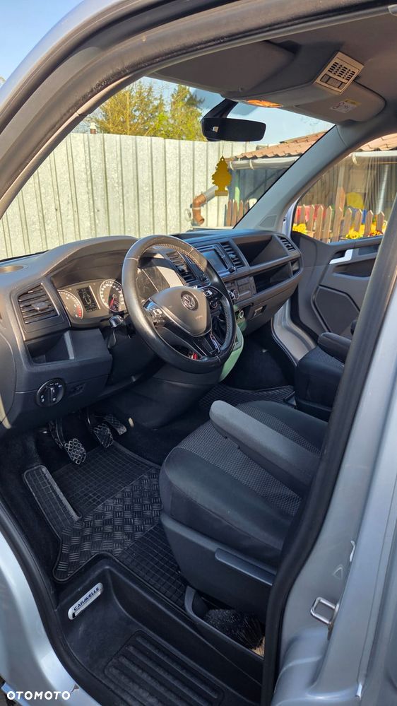 Volkswagen Caravelle 2.0 TDI L1 Comfortline - 5