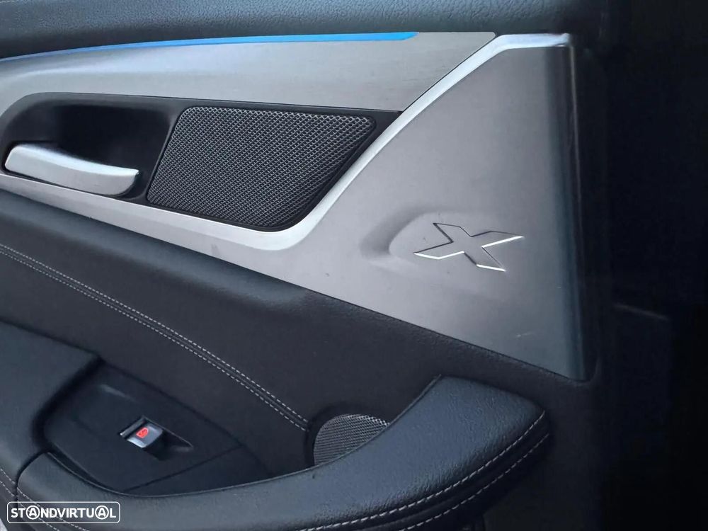 BMW iX3 Inspiring - 18