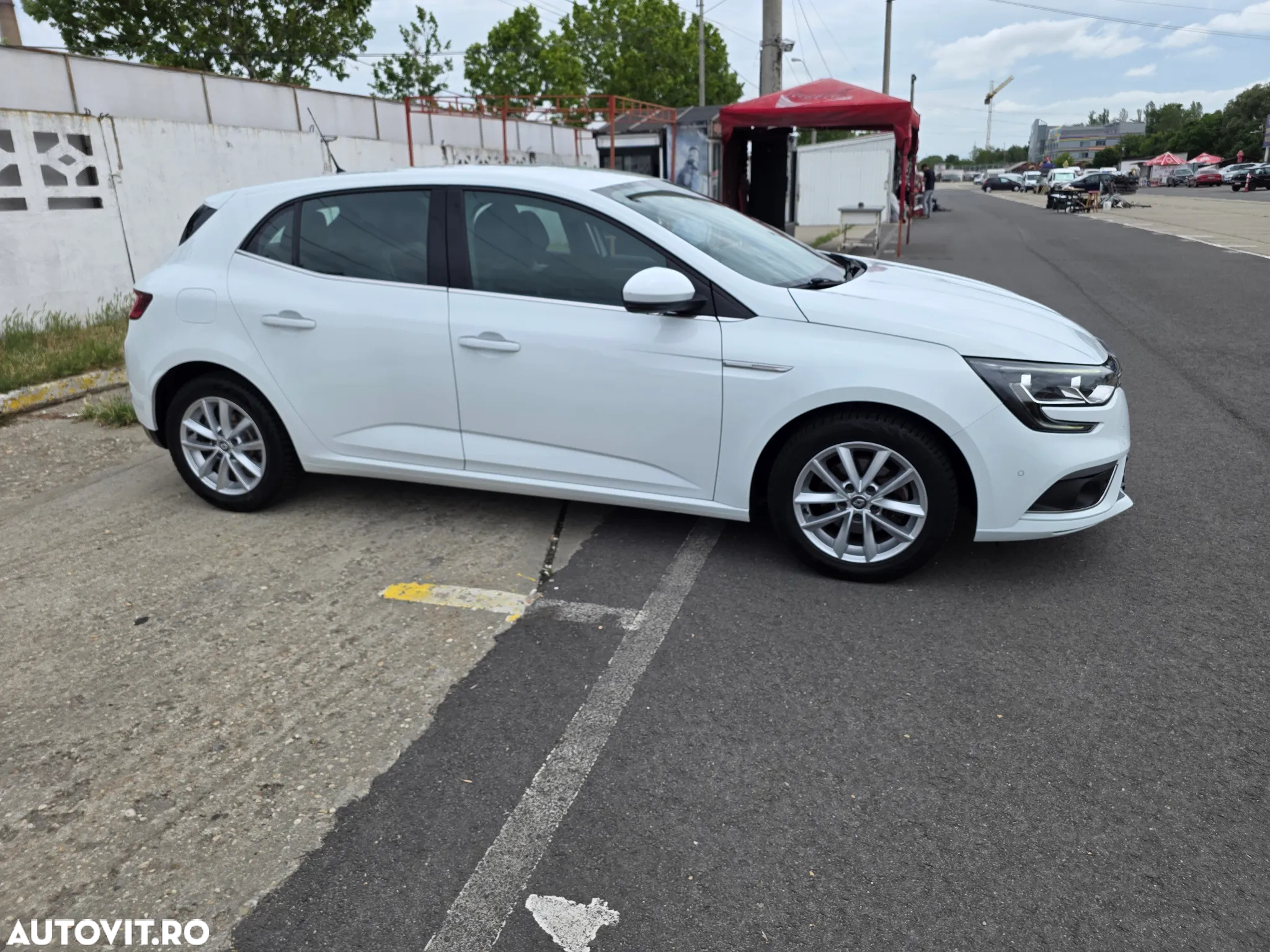 Renault Megane ENERGY TCe 130 INTENS - 4