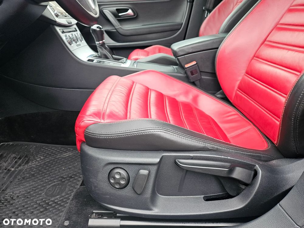 Volkswagen CC 2.0 TDI BlueMotion Technology - 20