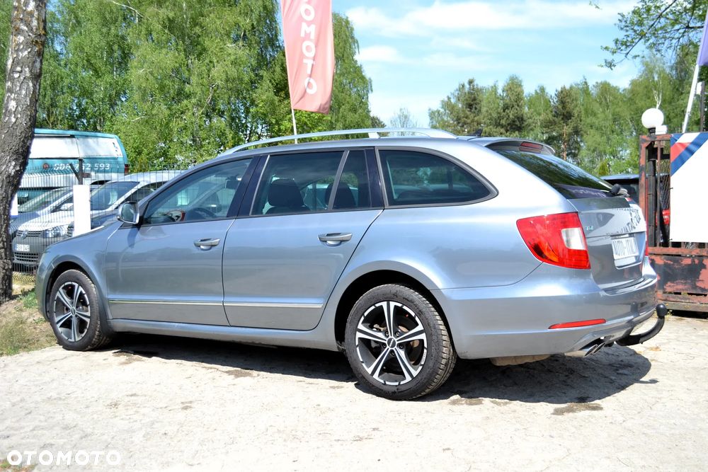 Skoda Superb 2.0 TDI Ambition - 5