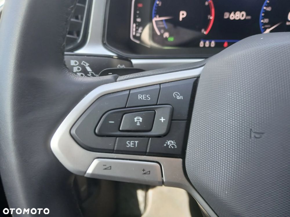 Volkswagen T-Roc 1.5 TSI Life Plus DSG - 21