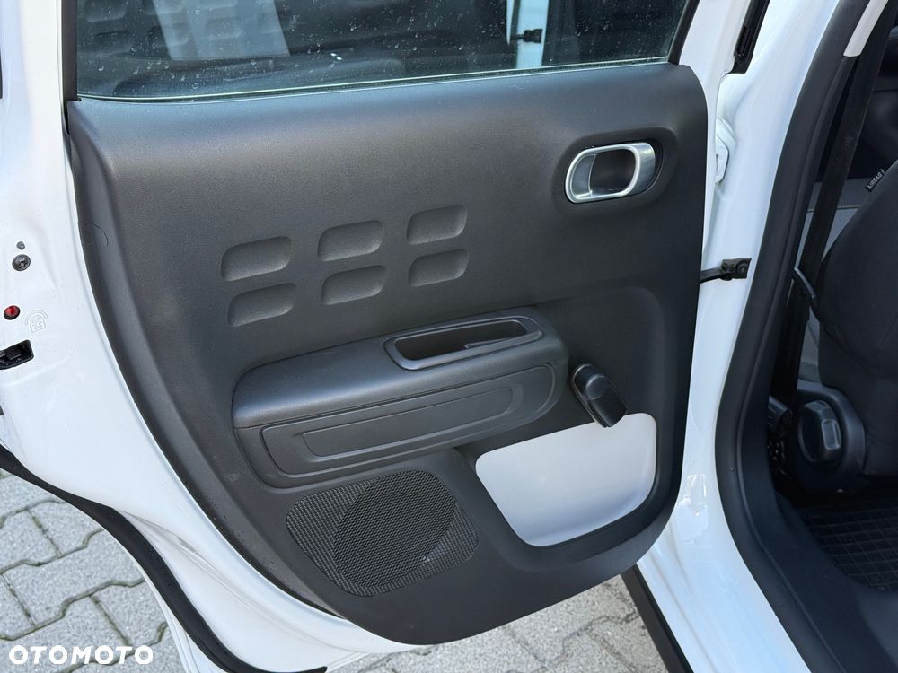 Citroën C3 Pure Tech 82 FEEL - 24