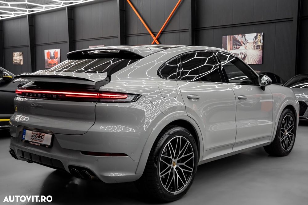 Porsche Cayenne Coupe Standard - 28