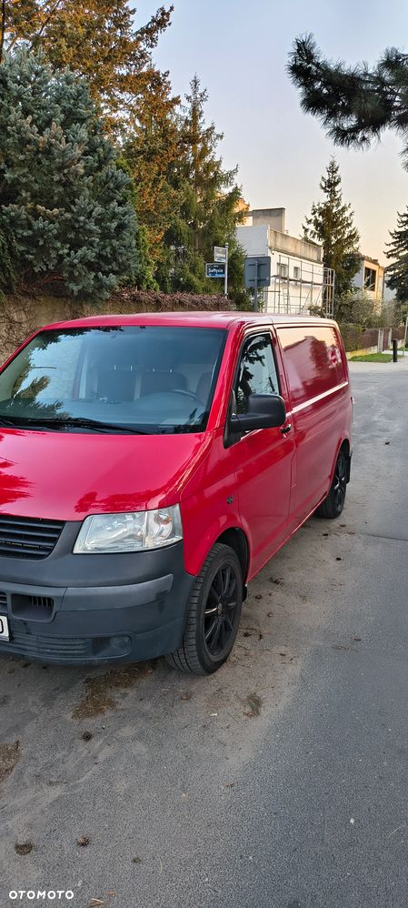 Volkswagen Transporter - 1