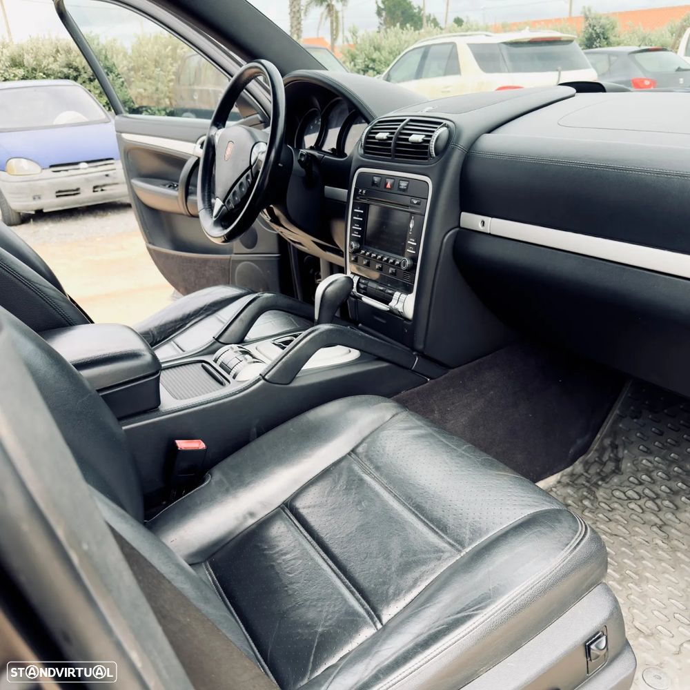 Porsche Cayenne Tiptronic - 13