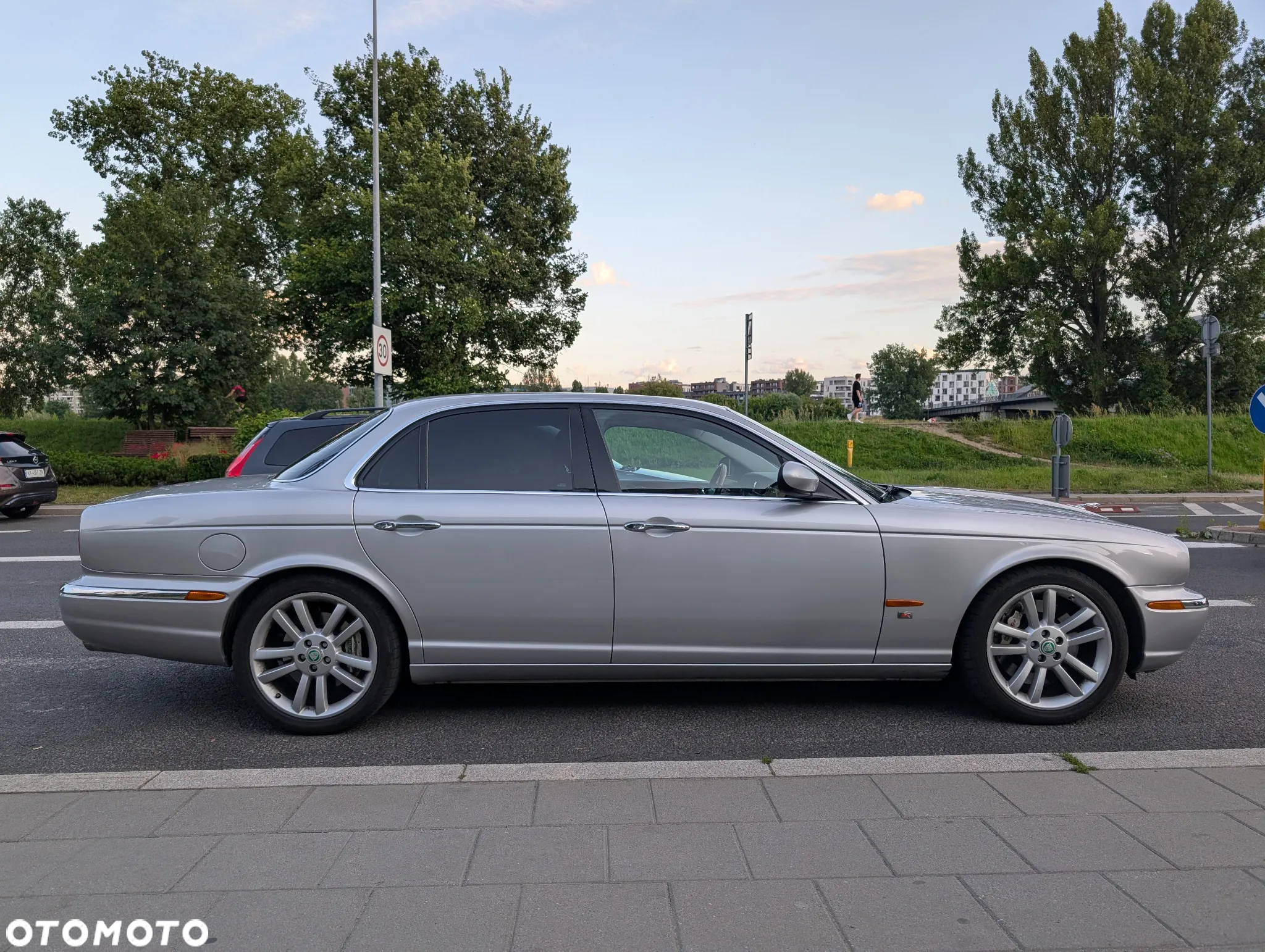 Jaguar XJR 4.2 - 22
