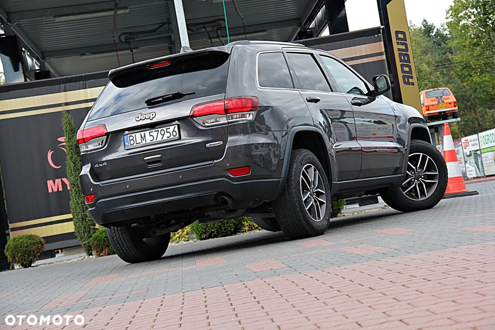 Jeep Grand Cherokee - 2