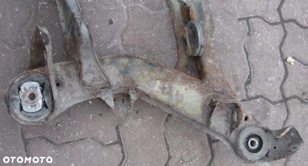 sanki belka tył tylna zawieszenie MERCEDES 124 - 4