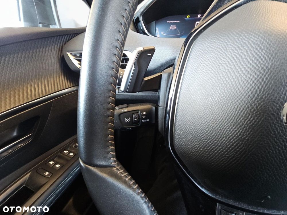 Peugeot 3008 - 20