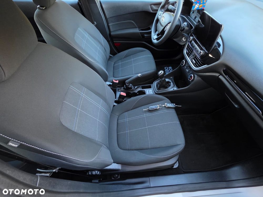 Ford Fiesta - 8