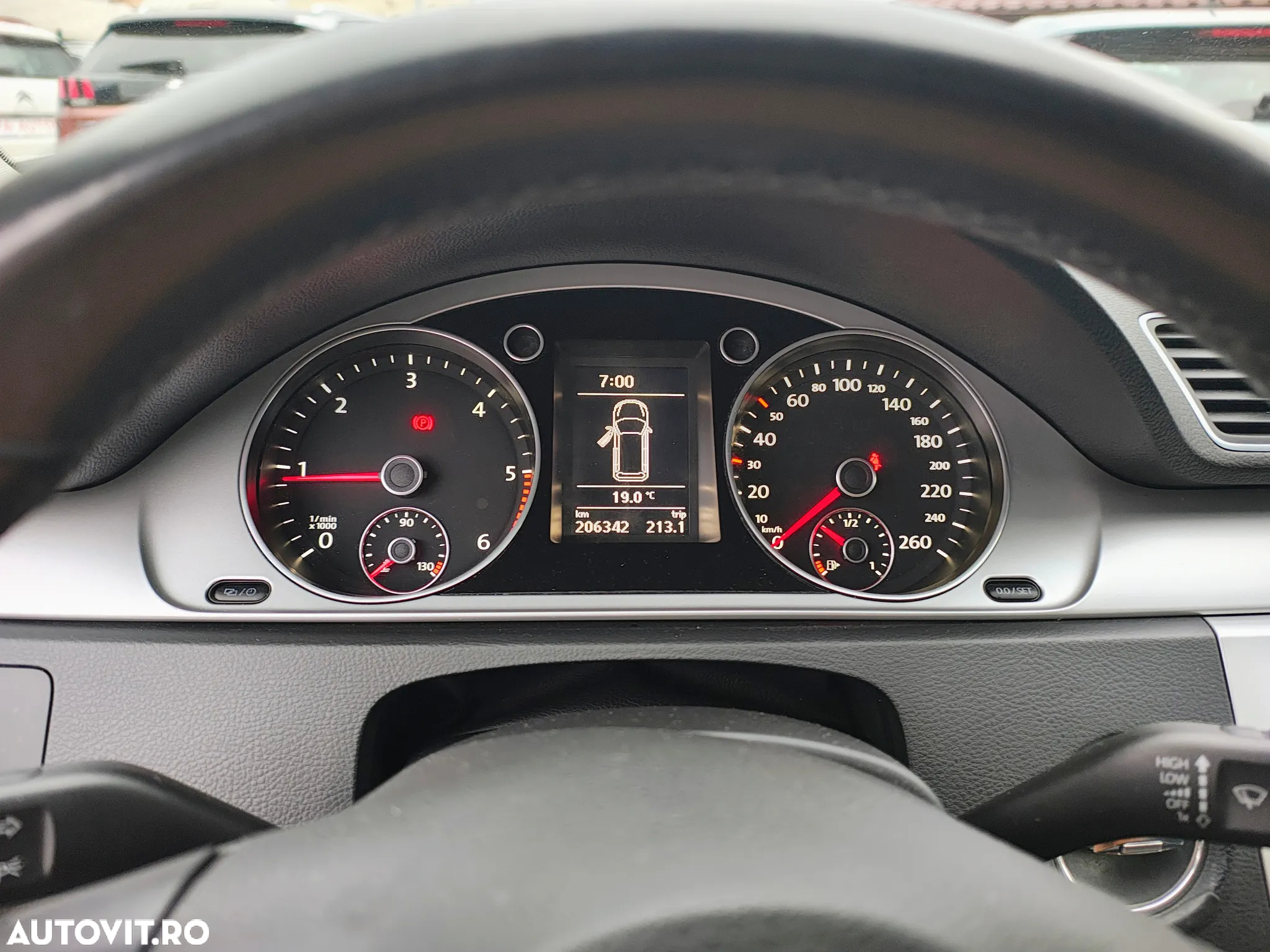 Volkswagen Passat Variant 2.0 Blue TDI SCR Comfortline - 15