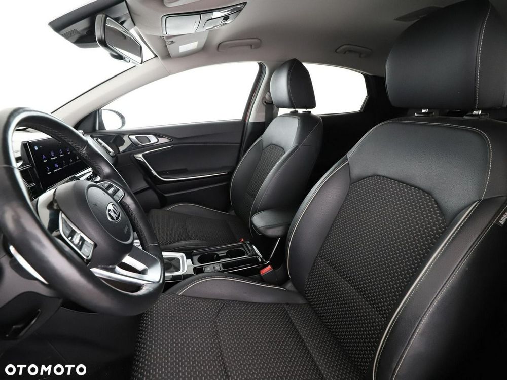 Kia XCeed 1.5 T-GDI OPF DCT7 XDITION - 14