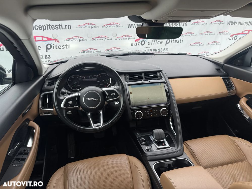 Jaguar E-Pace Mild-hibrid AWD - 12