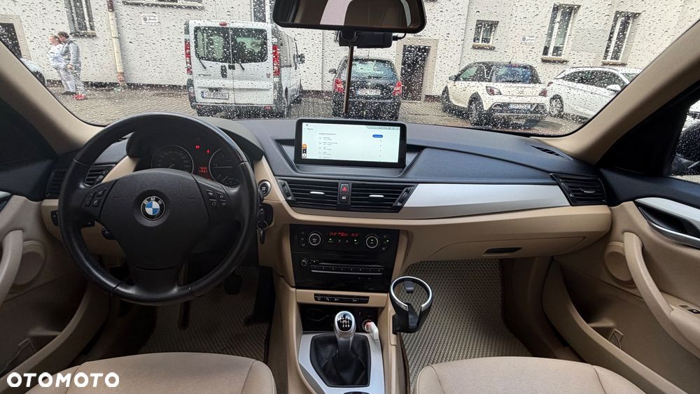 BMW X1 - 15