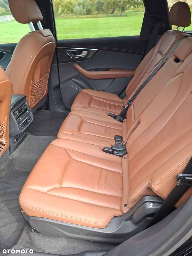 Audi Q7 - 28