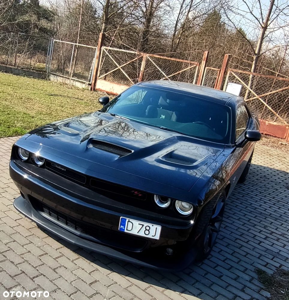 Dodge Challenger 6.4 Scat Pack - 1