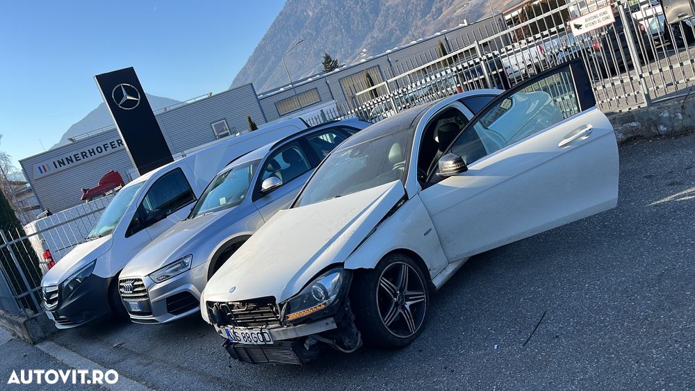 Mercedes-Benz C - 34