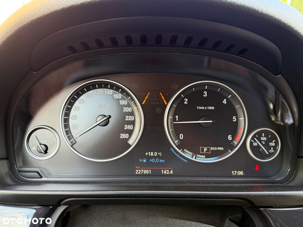 BMW Seria 5 - 33