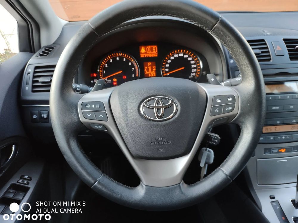 Toyota Avensis 2.0 Prestige EU5 MS - 22
