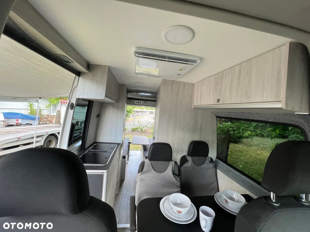 Volkswagen Crafter - 12