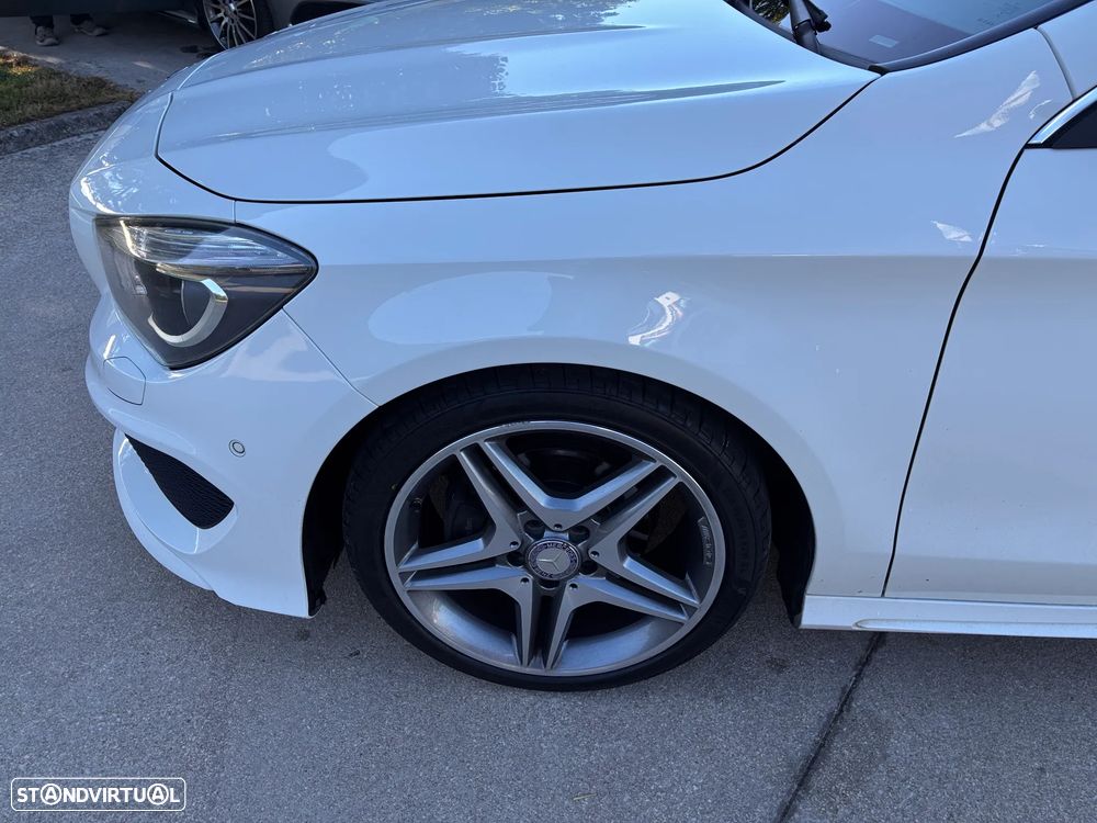 Mercedes-Benz CLA 180 AMG Line - 13