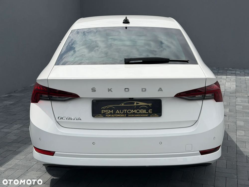 Skoda Octavia 2.0 TDI SCR Ambition DSG - 10