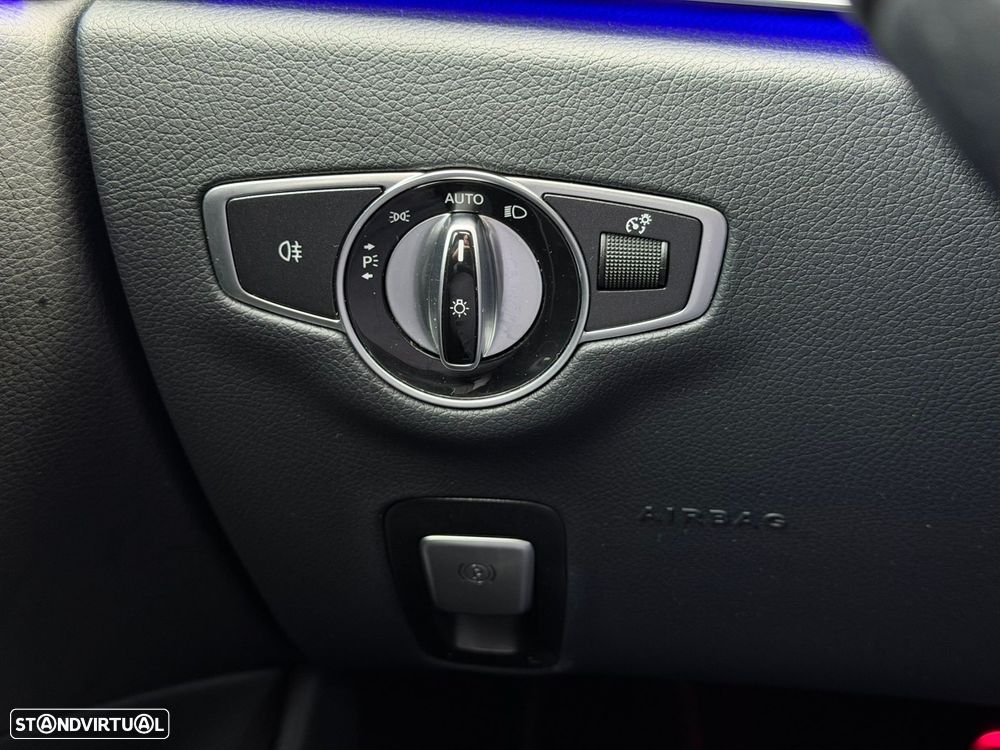 Mercedes-Benz E 300 de AMG Line - 27