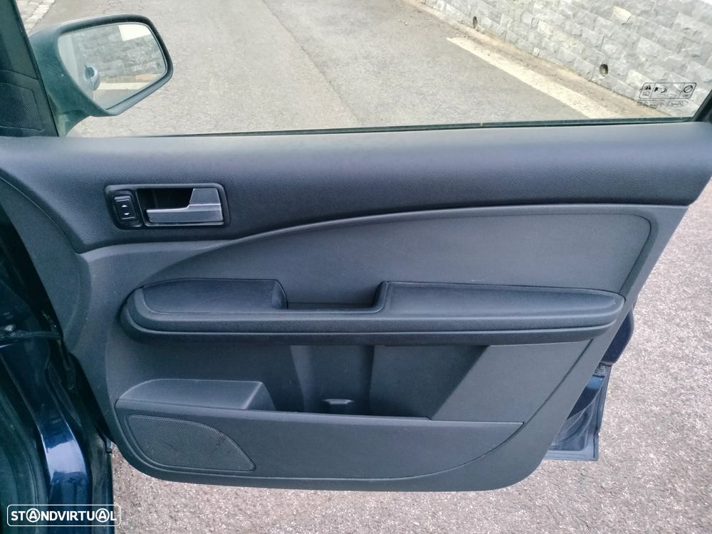 Ford Focus C-Max 1.6 TDCi Ghia - 13