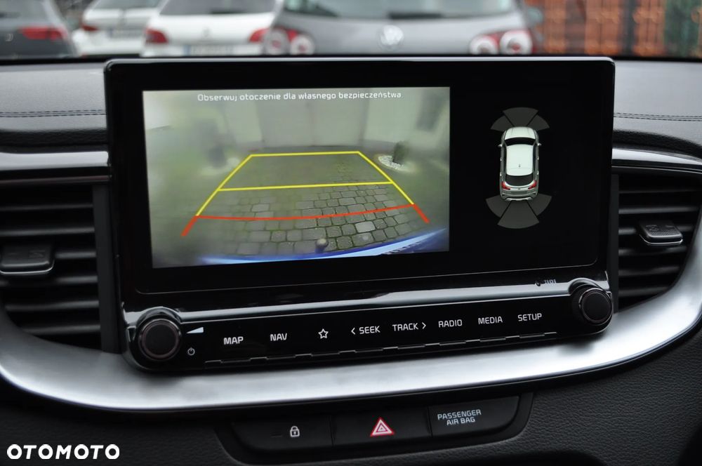 Kia XCeed 1.4 T-GDI L Business Line - 32