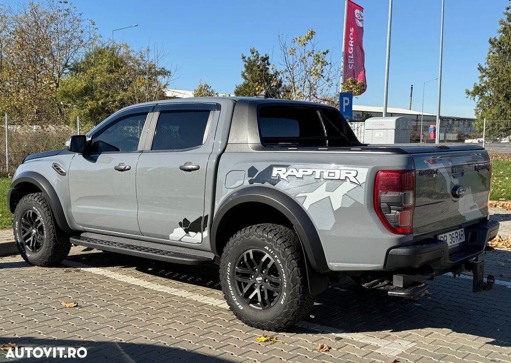 Ford Raptor - 11