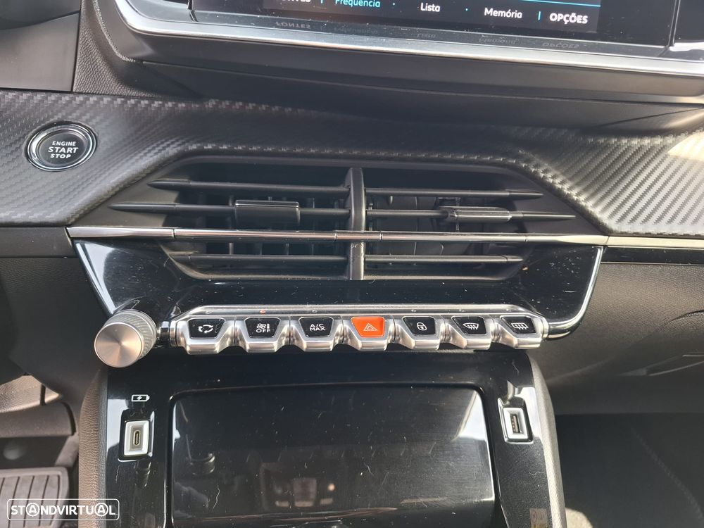 Peugeot e-208 50 kWh Allure Pack - 31