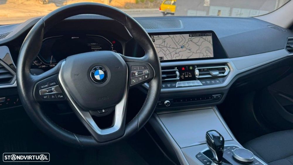 BMW 330 e Aut. Advantage - 15