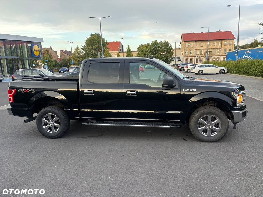 Ford F150 - 4