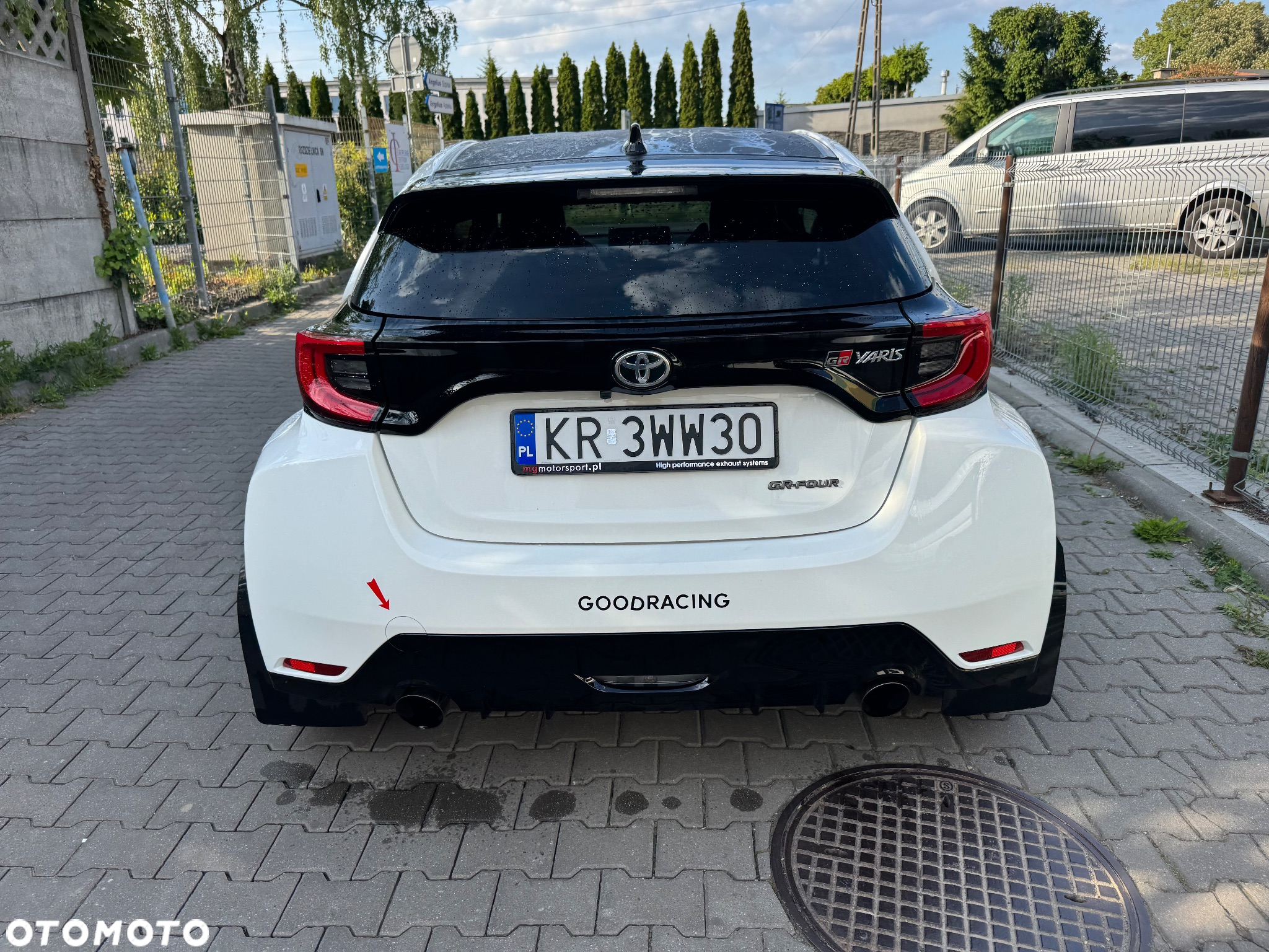 Toyota Yaris GR 1.6 Dynamic - 2