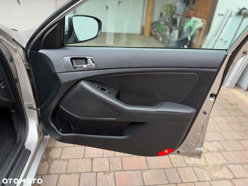 Kia Optima 1.7 CRDI EcoDynamics Edition 7 - 30