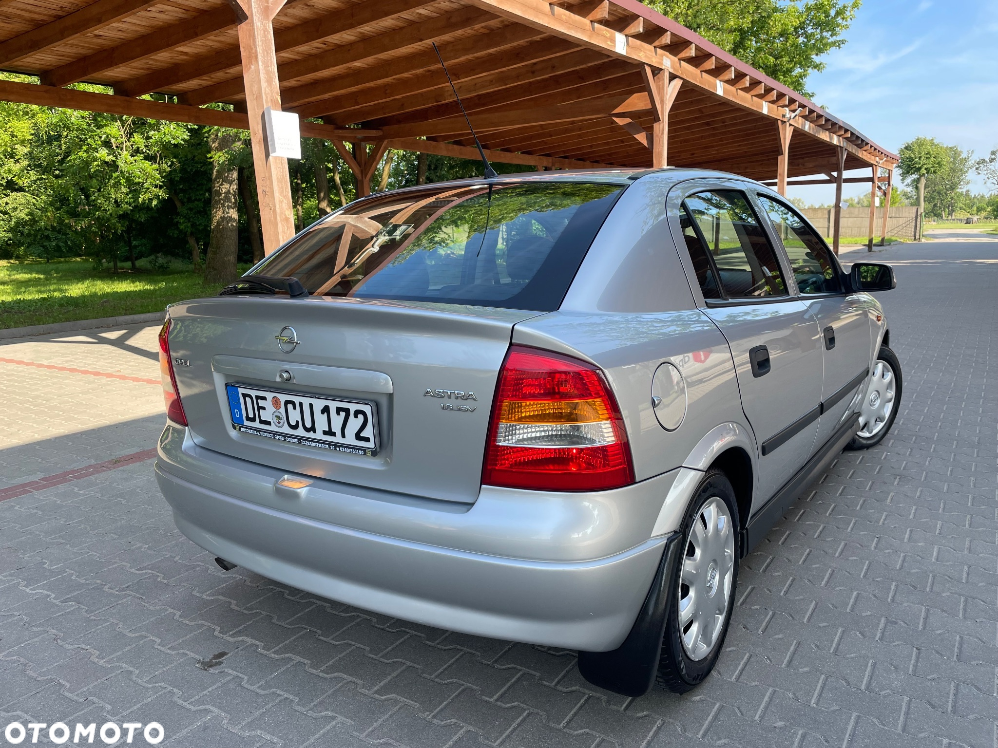 Opel Astra II 1.6 Elegance - 4
