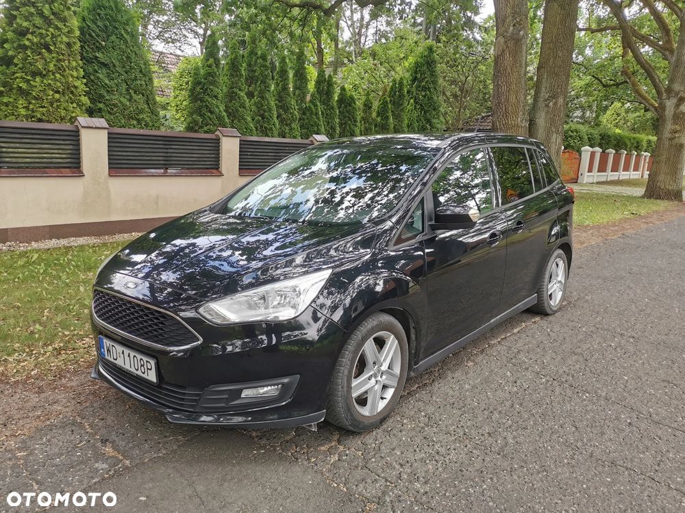 Ford Grand C-MAX - 3