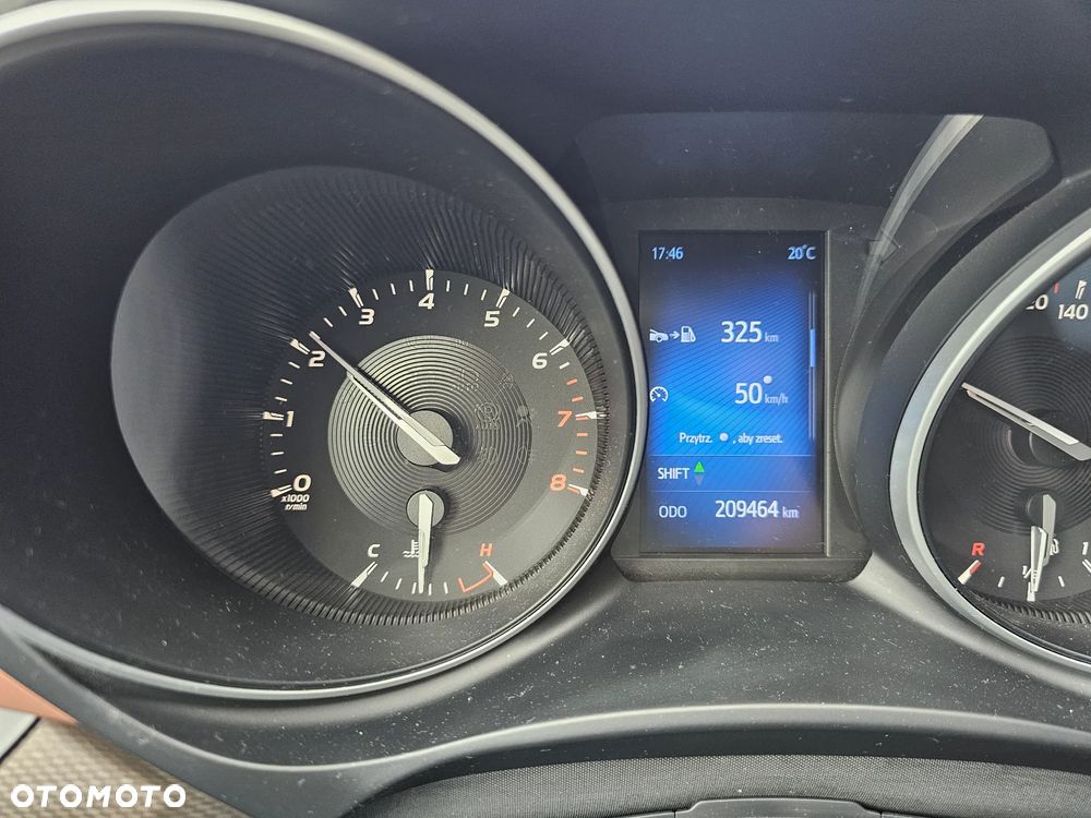 Toyota Avensis - 5