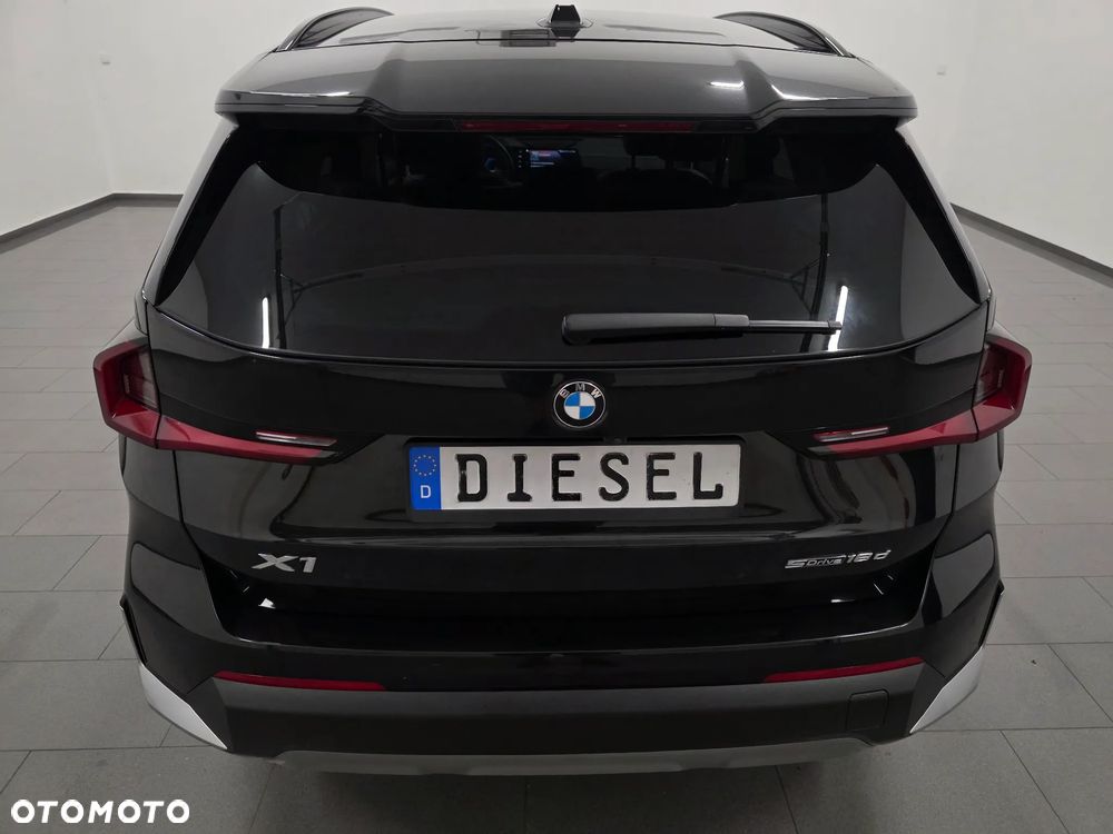 BMW X1 sDrive18d xLine sport - 37