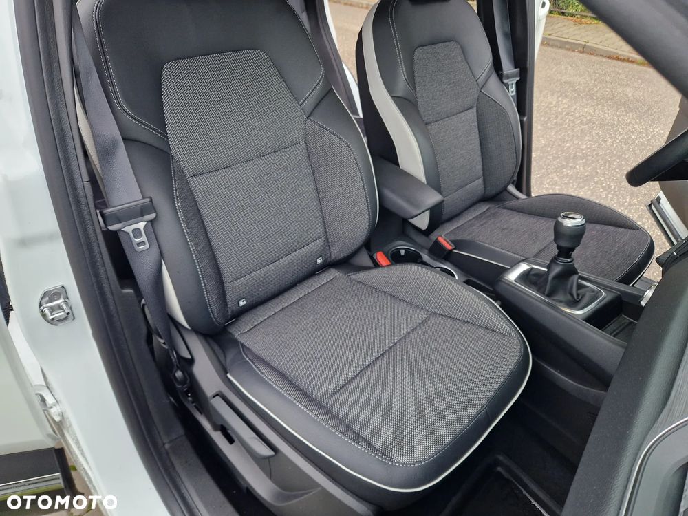 Renault Captur ver-1-0-tce-intens - 26