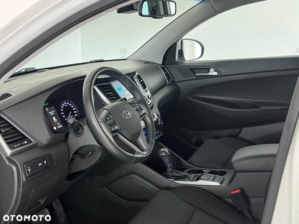 Hyundai Tucson 1.7 CRDI BlueDrive Style 2WD DCT - 15