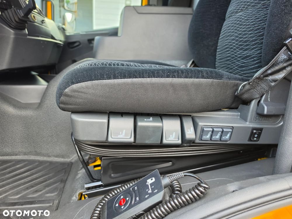 Mercedes-Benz Atego 1524 Chłodnia + Winda /Euro 6 / 2017 / 170 tys. km / 20 EP / Pneumatyka / Tempomat - 23