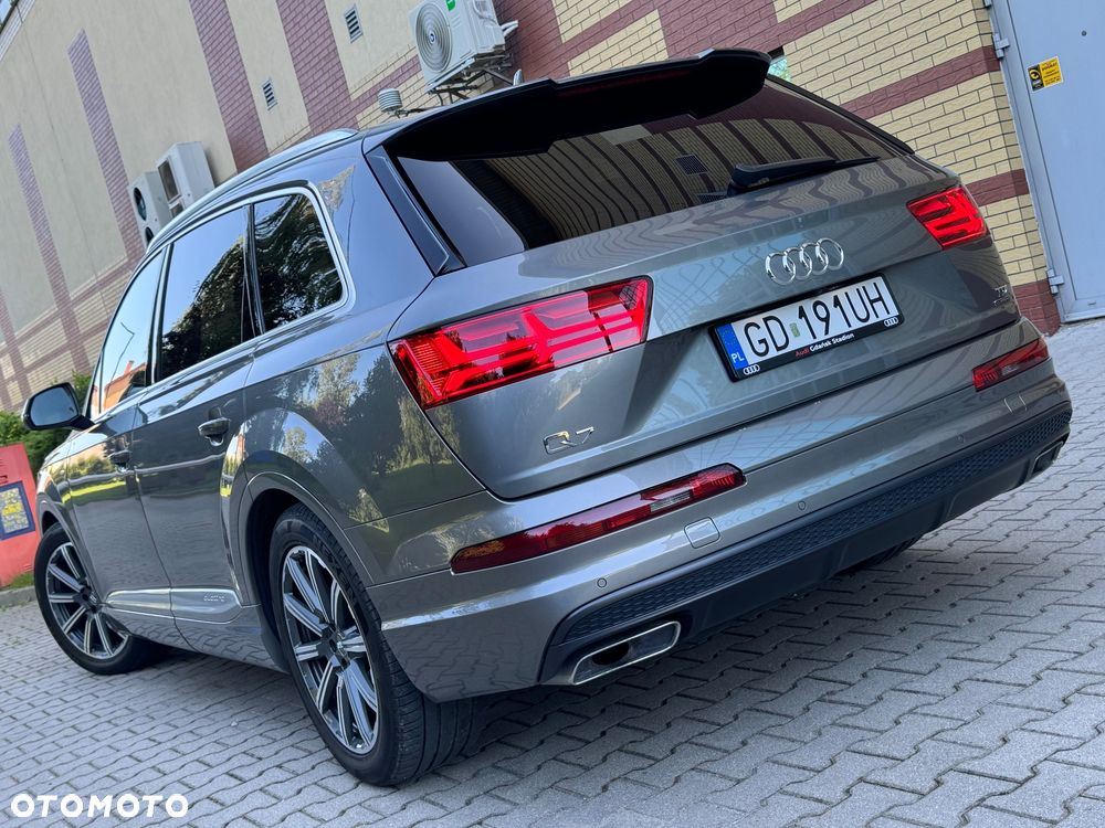 Audi Q7 - 4