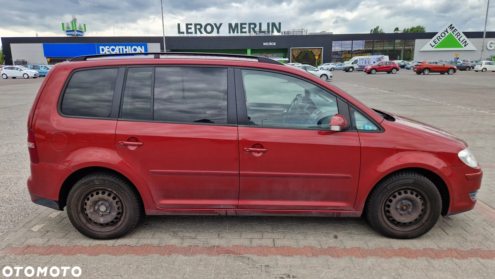 Volkswagen Touran 1.4 TSI Trendline DSG - 12