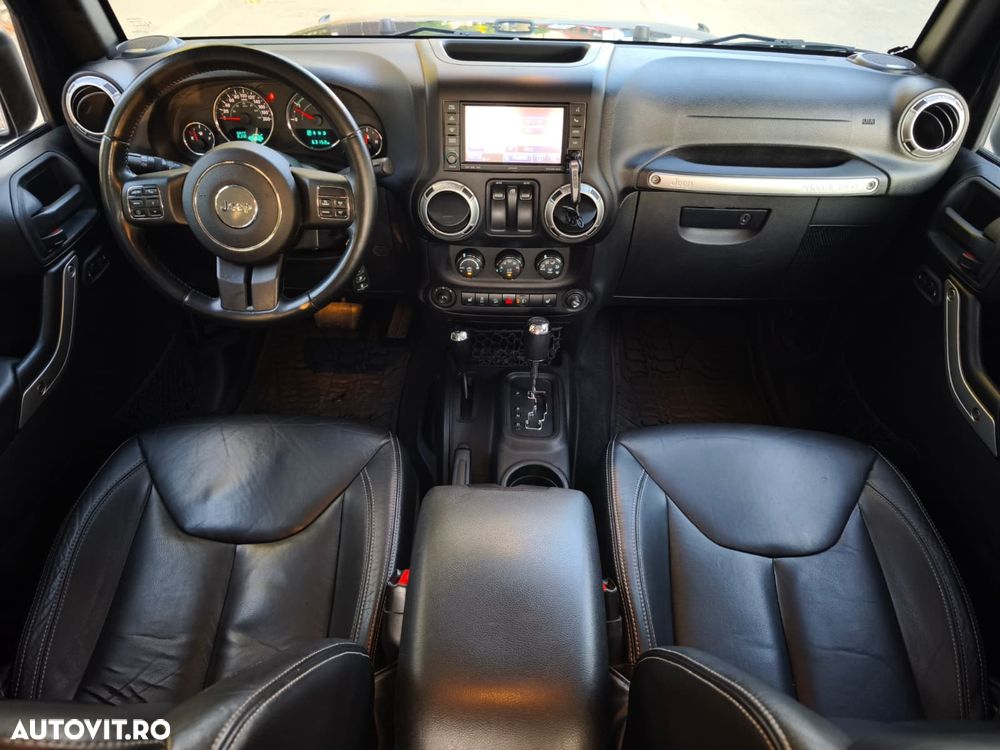 Jeep Wrangler 2.8 CRD AT Sahara - 11