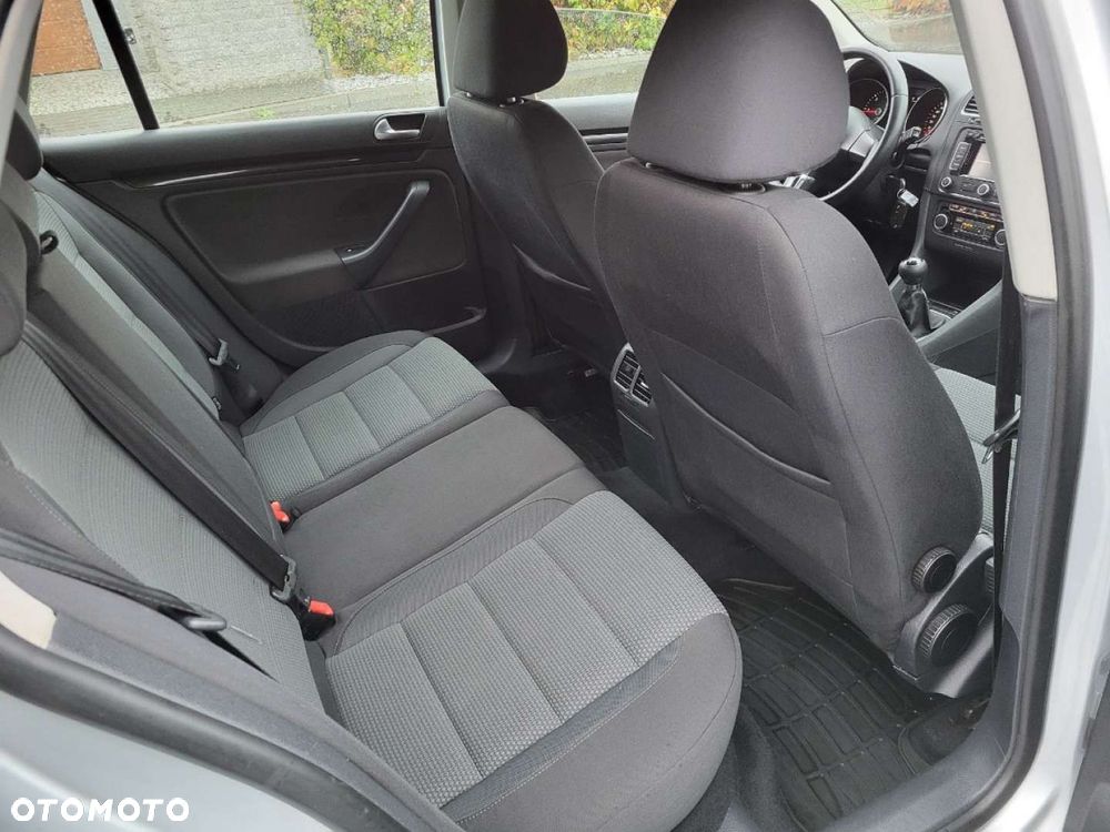 Volkswagen Golf Variant - 8