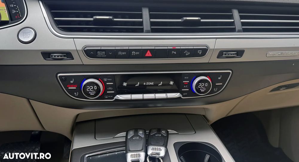Audi Q7 - 12