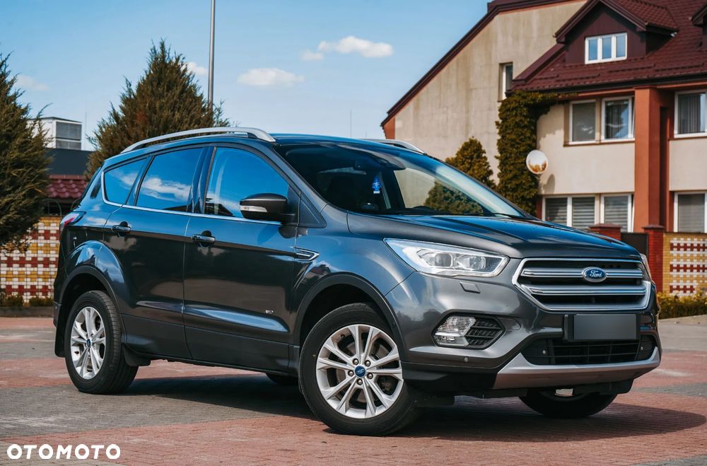 Ford Kuga 2.0 TDCi 4x4 Titanium - 4